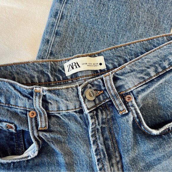 Zara “The HW Kick” Jeans‎ - Picture 5 of 5